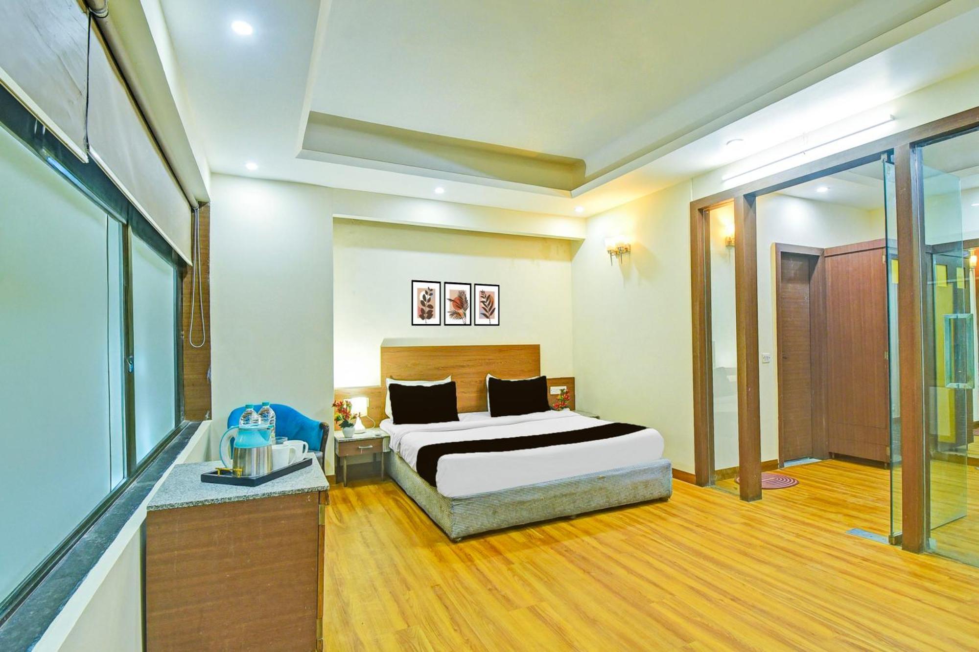 Super Townhouse Amrapali Circle Formerly Hotel Aqua جايبور المظهر الخارجي الصورة