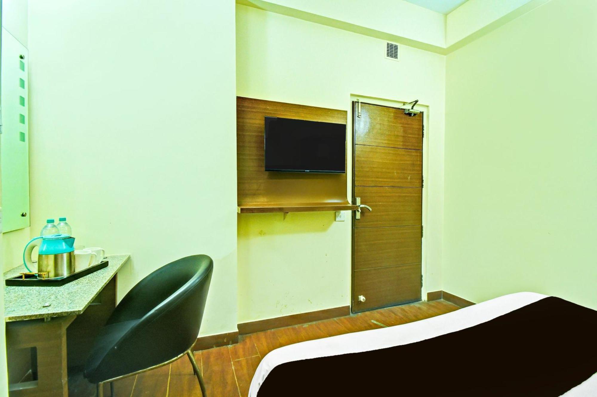 Super Townhouse Amrapali Circle Formerly Hotel Aqua جايبور المظهر الخارجي الصورة