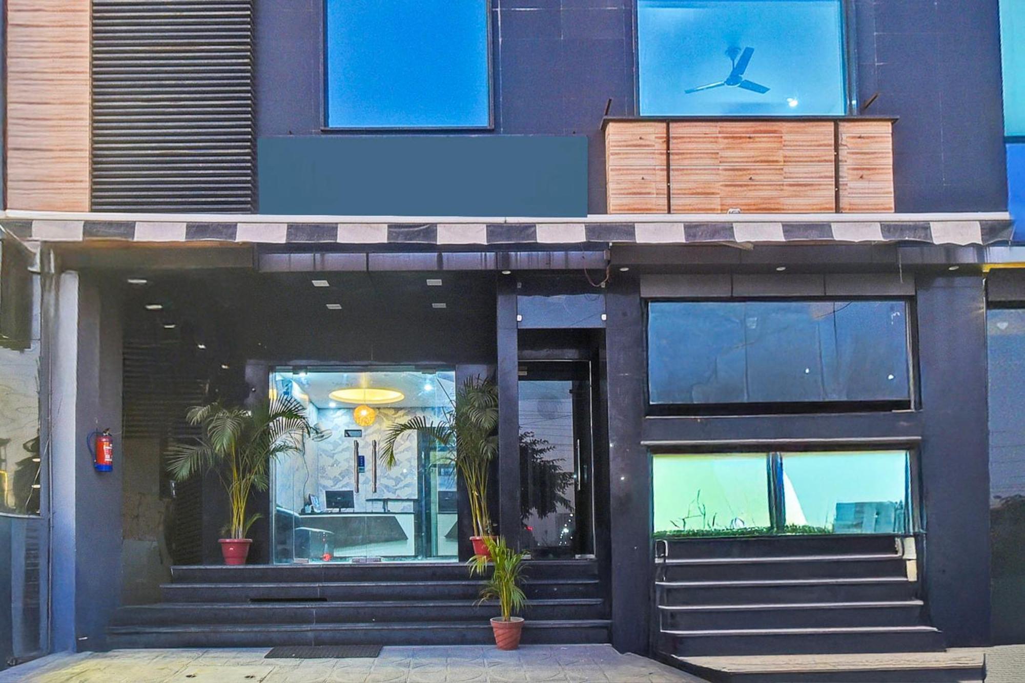 Super Townhouse Amrapali Circle Formerly Hotel Aqua جايبور المظهر الخارجي الصورة