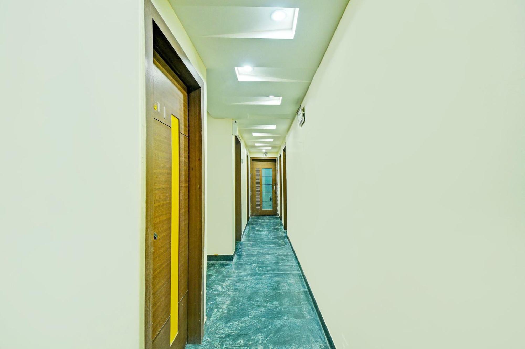 Super Townhouse Amrapali Circle Formerly Hotel Aqua جايبور المظهر الخارجي الصورة