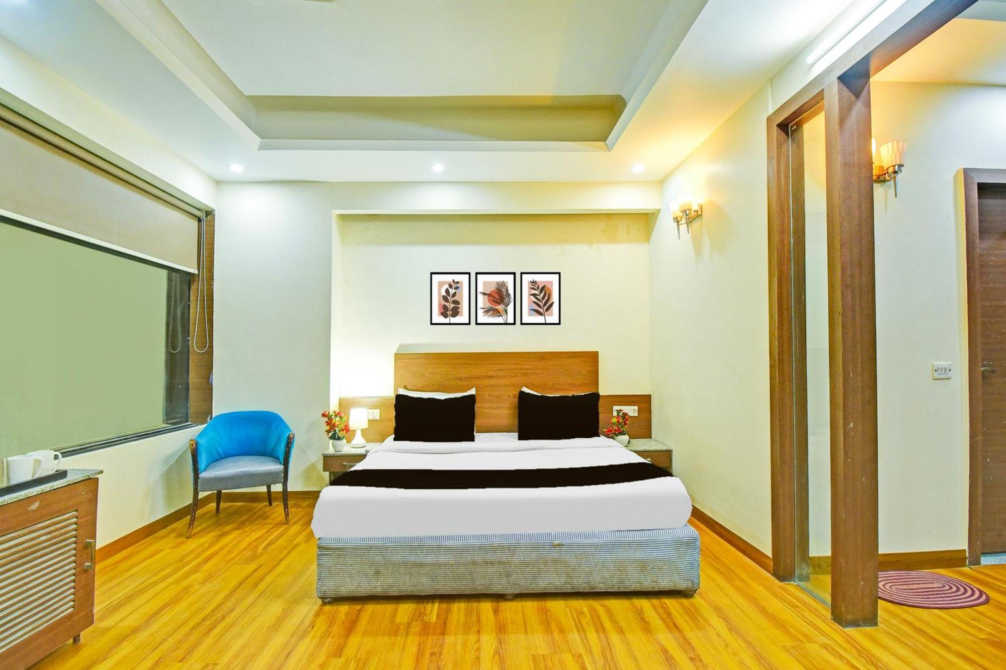 Super Townhouse Amrapali Circle Formerly Hotel Aqua جايبور المظهر الخارجي الصورة