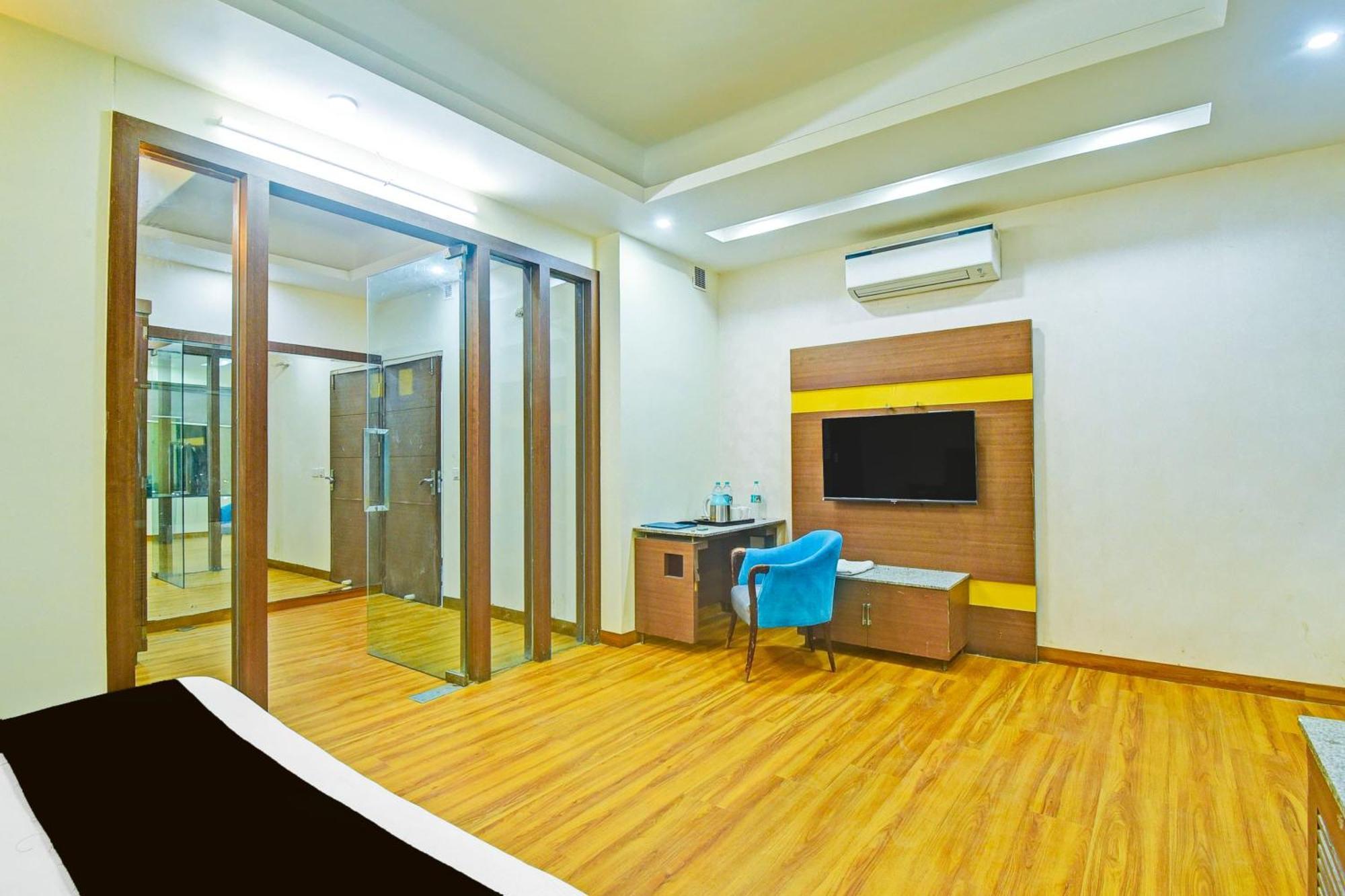 Super Townhouse Amrapali Circle Formerly Hotel Aqua جايبور المظهر الخارجي الصورة